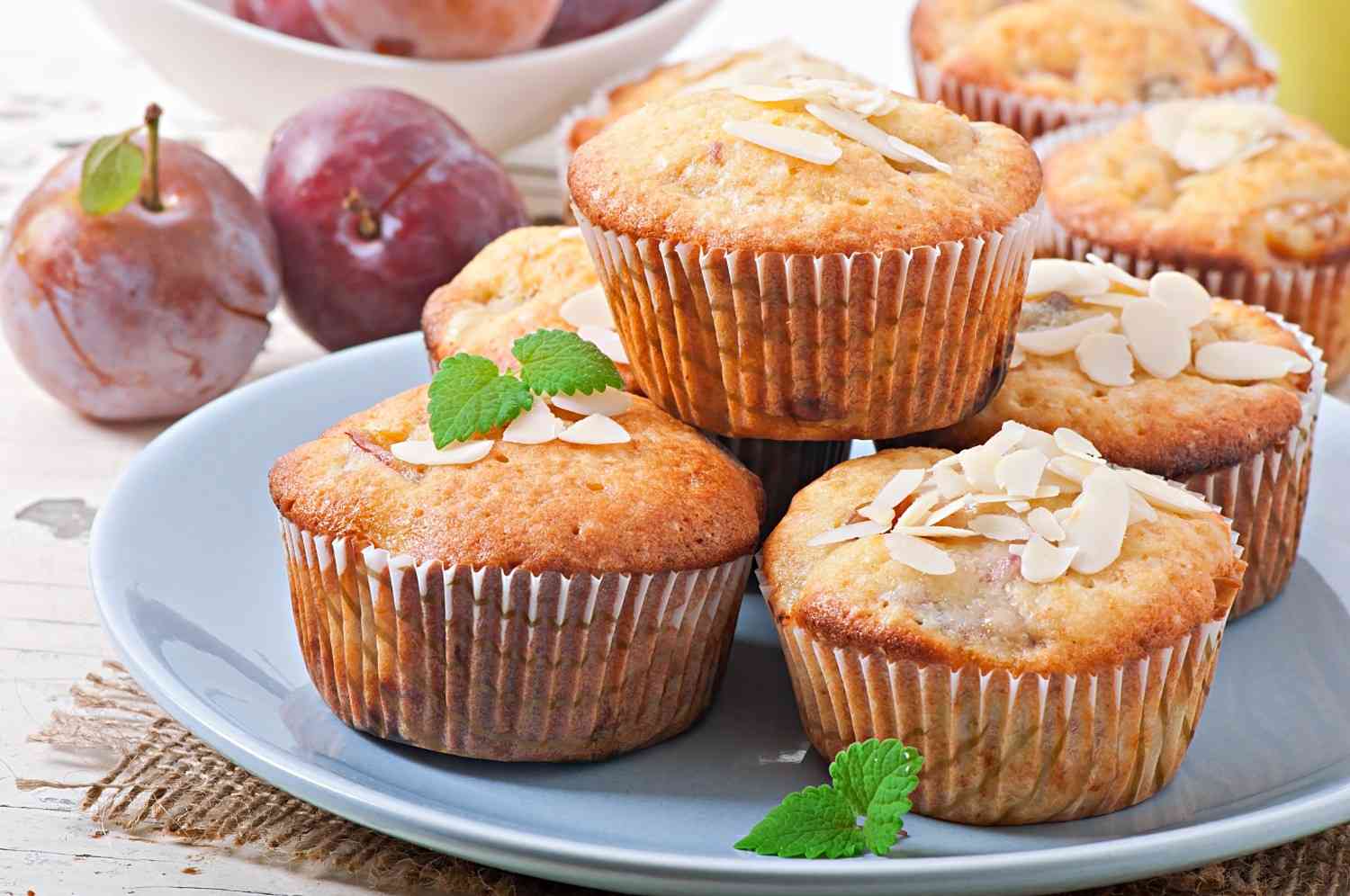 How to Freeze and Reheat Apple Muffins the Right Way