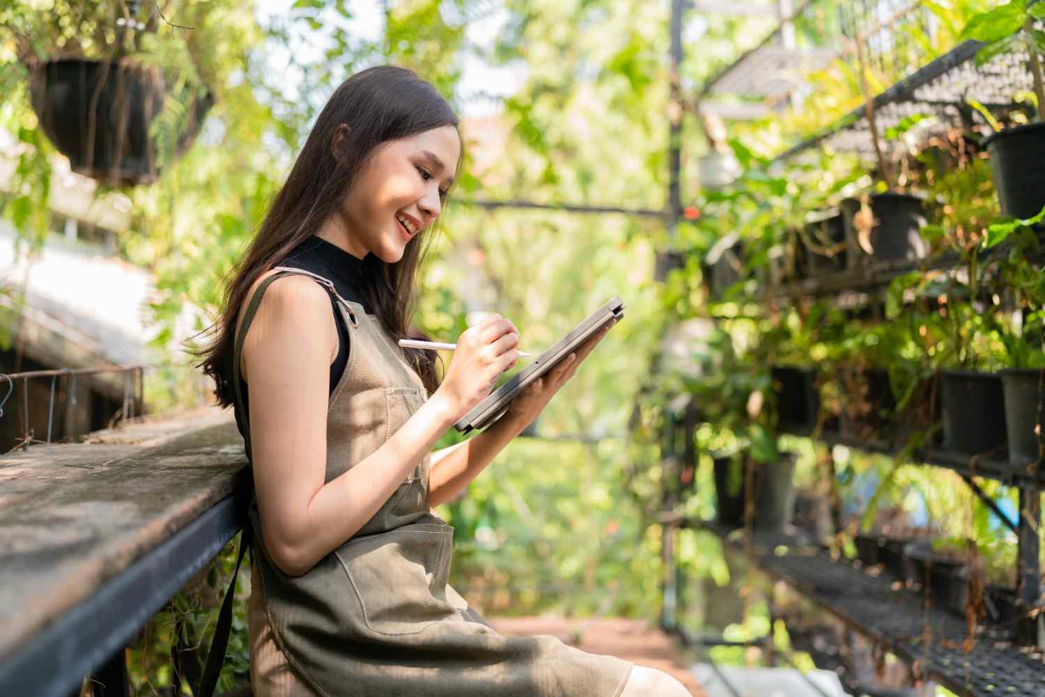Tips from Experts & Real Gardeners