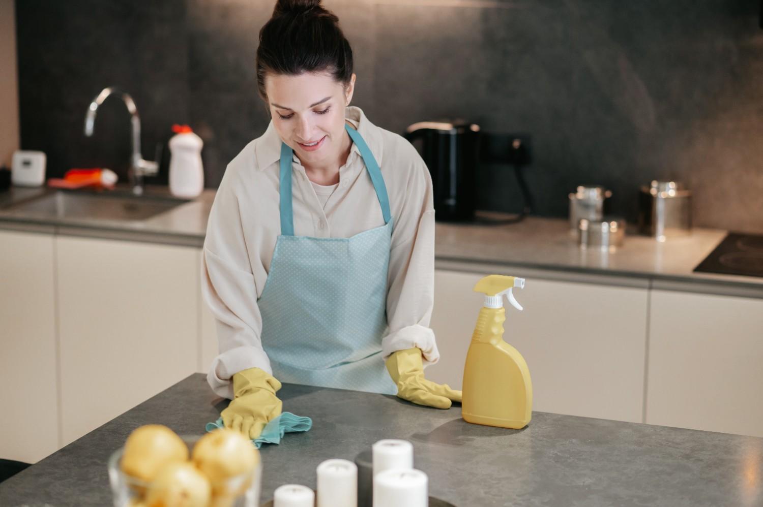 Top Store-Bought Natural Counter Cleaners